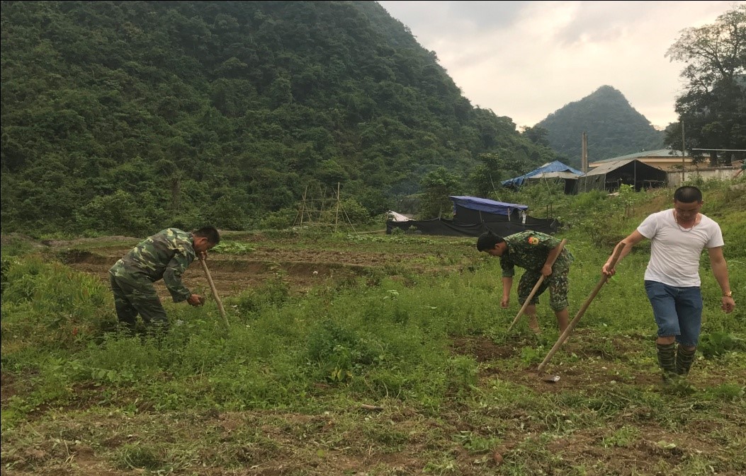 Bảo đảm hậu cần trên “vùng đất khát”

